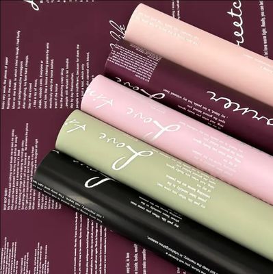 ভালো দাম রঙিন কাস্টমাইজড অপ্যাক ফ্লোর প্যাকেজিং পেপার জলরোধী তাজা ফুলের তোড়া জন্য অনলাইন