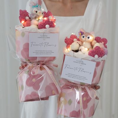 কেনা শিশু দিবসের জন্য রঙিন কার্টুন ডল ফুলের তোড়া 20x35 সেমি মাল্টিপল রঙ অনলাইনে উৎপাদন