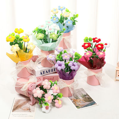 কেনা ফুলের বিভিন্ন প্রজাতির সূর্যমুখী পফ হগ বালতি নারী দিবস এবং মা দিবস উদযাপনের জন্য নিখুঁত অনলাইনে উৎপাদন