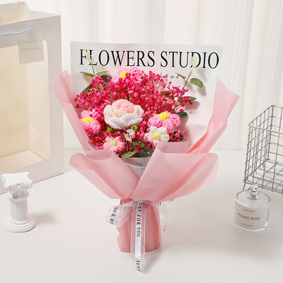 কেনা গোলাপ এবং শিশুর শ্বাস শুকনো ফুল বোনা ফুলের তোড়া হস্তনির্মিত সুতা ফুলের বিন্যাস 30x30 সেমি অনলাইনে উৎপাদন