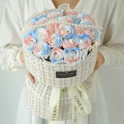 কেনা গরম বিক্রয় নতুন আগমন কৃত্রিম ফেনা চিরন্তন সাবান ফুল ফুলের তোড়া ভ্যালেন্টাইন্স ডে গোলাপী উপহার অনলাইনে উৎপাদন