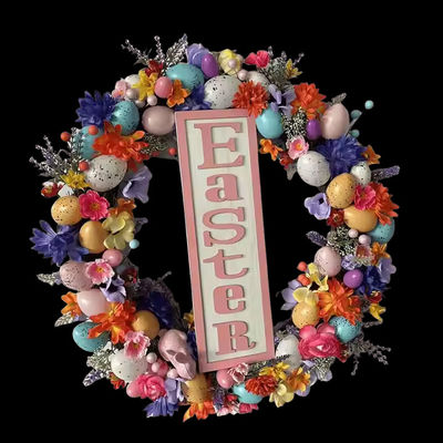 কেনা সেনমাসিন ডিম সামনের দরজার জন্য ইস্টার ক্রাউন ঝুলন্ত বসন্তের সাজসজ্জা মিশ্র রঙিন প্লাস্টিকের ডিম কৃত্রিম পাতা ফুল ক্রাউন অনলাইনে উৎপাদন