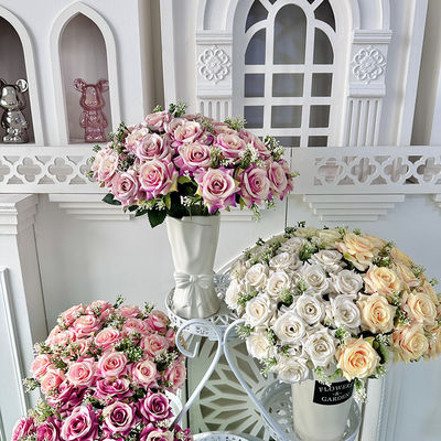 কেনা আইস হার্ট কর্নার গোলাপ কৃত্রিম ফুল বিয়ের উৎসবের দৃশ্যের সজ্জা অনলাইনে উৎপাদন