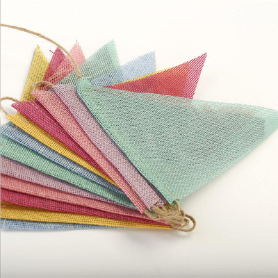 ভালো দাম ক্লাসিক লিনেন Burlap Bunting পতাকা পার্টি সজ্জা আইটেম রঙিন অনলাইন