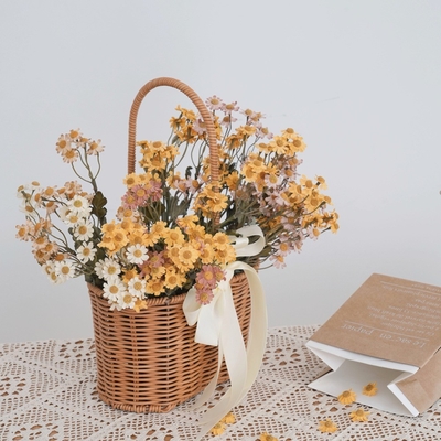 ভালো দাম সিমুলেটেড ফুল শরৎ একক ছোট Daisy হোম প্রসাধন ডাইনিং টেবিল ফুলের তোড়া প্রসাধন আইটেম শ্যুটিং প্রোপ অনলাইন